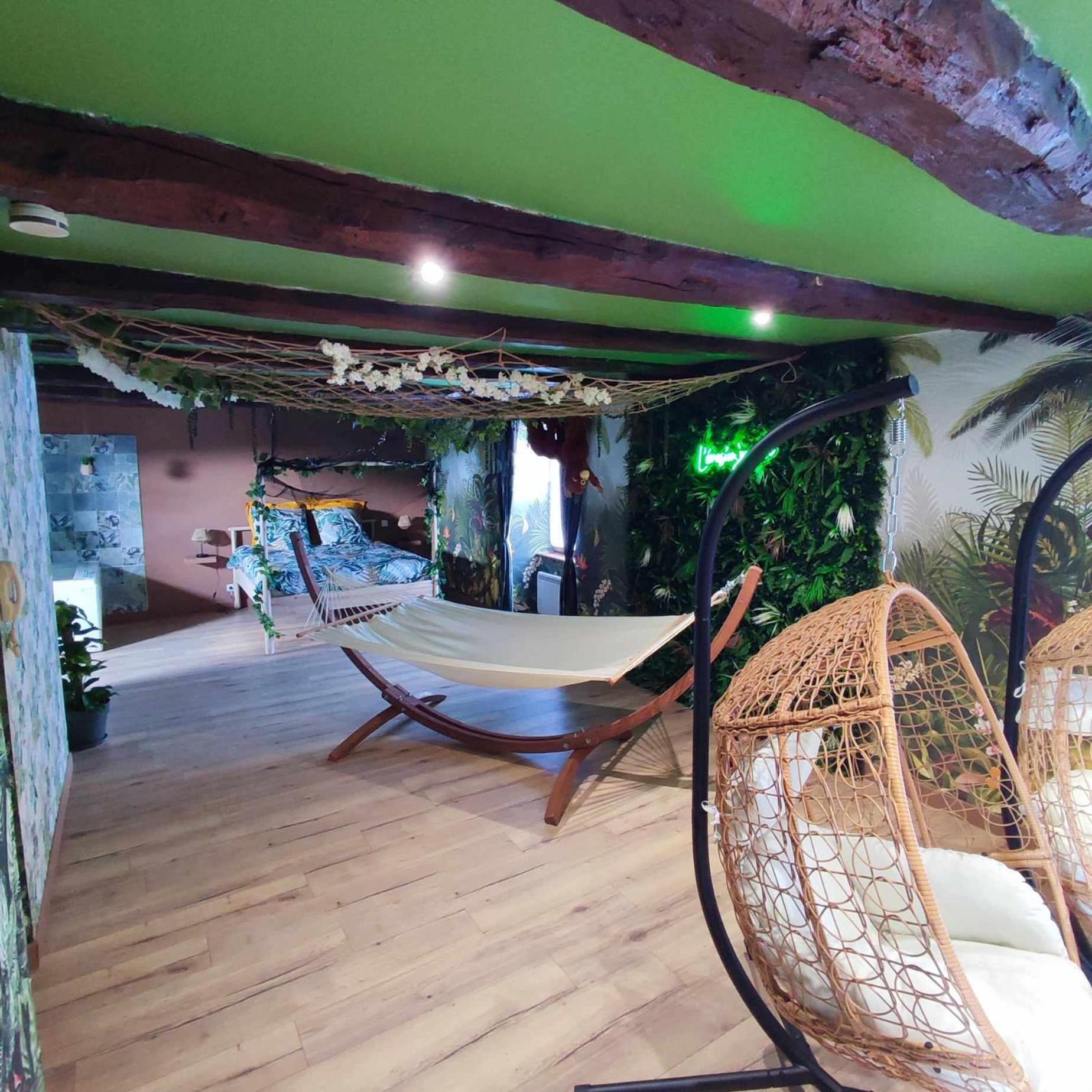 Апартаменти L'Evasion Jungle Saint-Pierre-de-Plesguen Екстер'єр фото